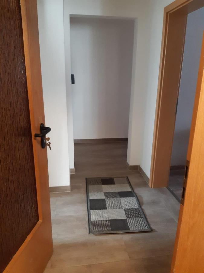 בוטיאדינגן Gasthaus Kaiserhof, Zimmer & Appartament מראה חיצוני תמונה