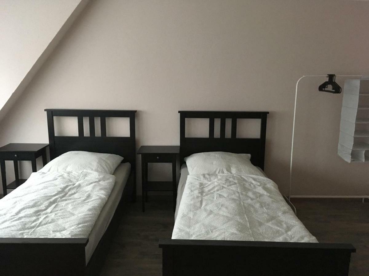 בוטיאדינגן Gasthaus Kaiserhof, Zimmer & Appartament מראה חיצוני תמונה